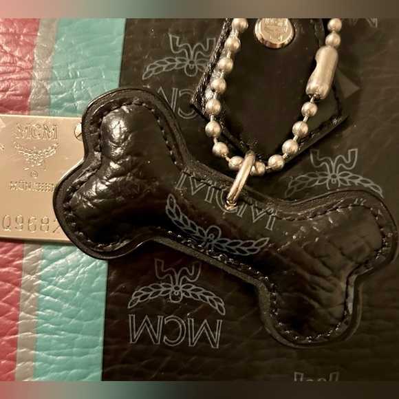 MCM Black Boston Dog Bone Bag - EUC - Picture 3 of 16